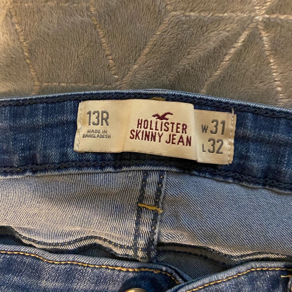 Hollister jeans